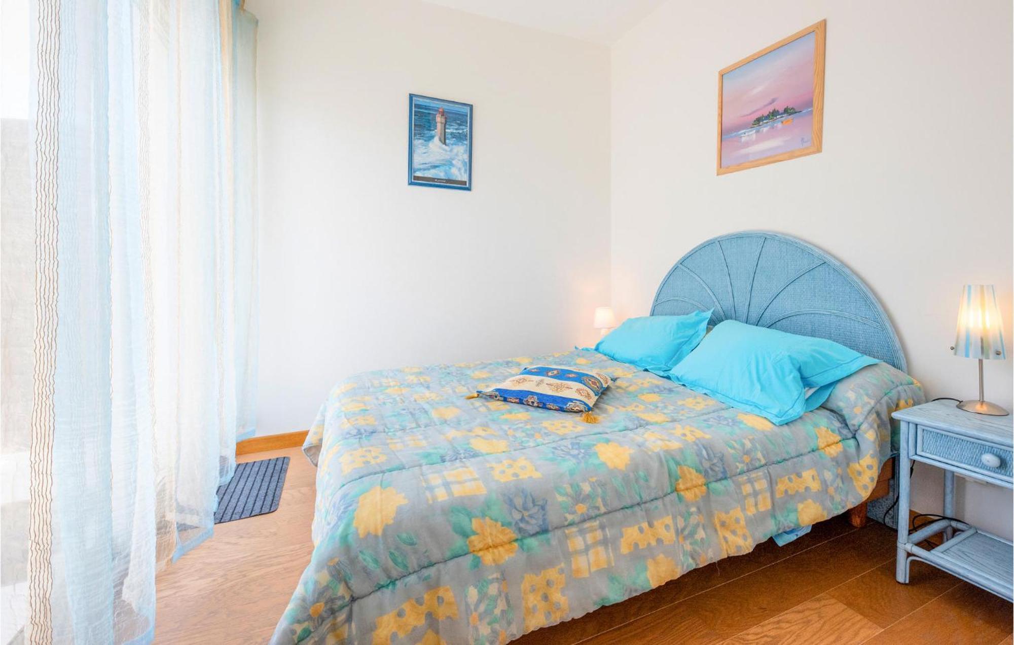 Gorgeous Apartment In Royan With Kitchen Kültér fotó